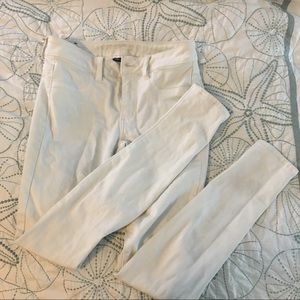 Size 0 American eagle white jeans jeggings